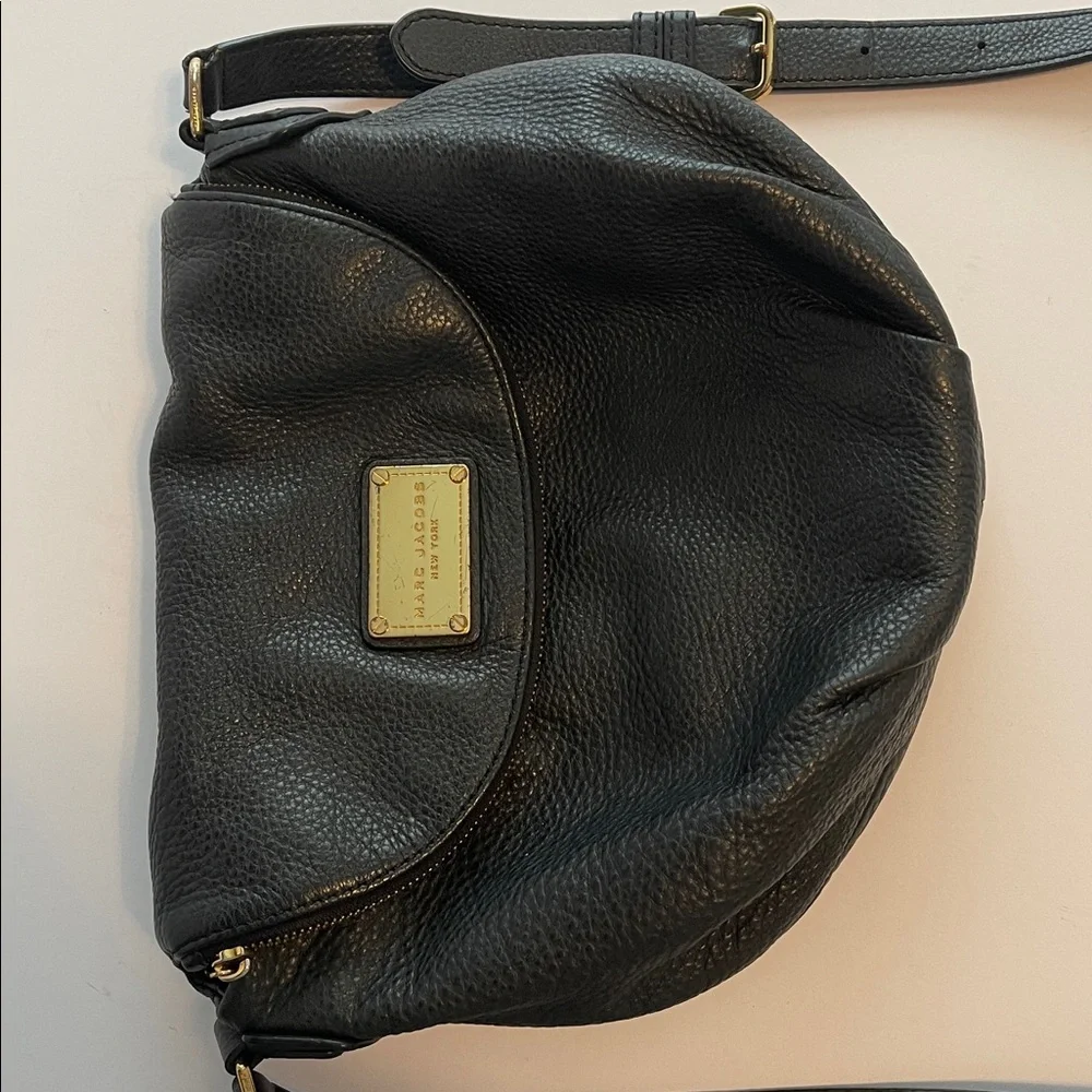 Marc Jacobs slouchy pebbled leather crossbody bag